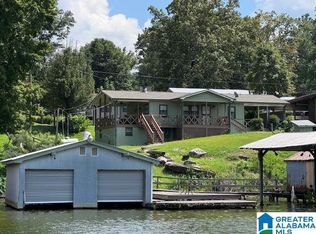 10588 Taylors Ferry Rd, Bessemer, AL 35023