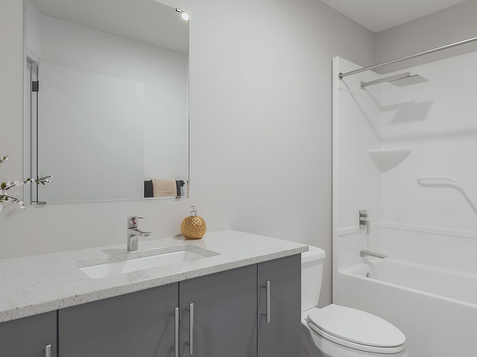 2nd image of 353 Gardner St #1520158