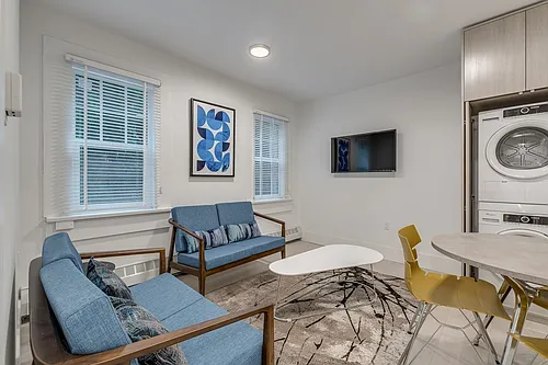 1425 Haro St Photo 1