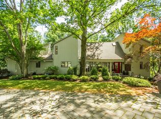 333 Thornbush Dr, Victor, NY 14564