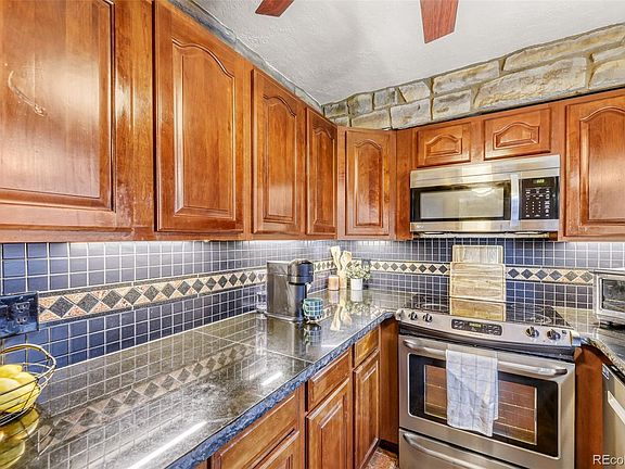 5th image of 2190 S Holly Street #224
