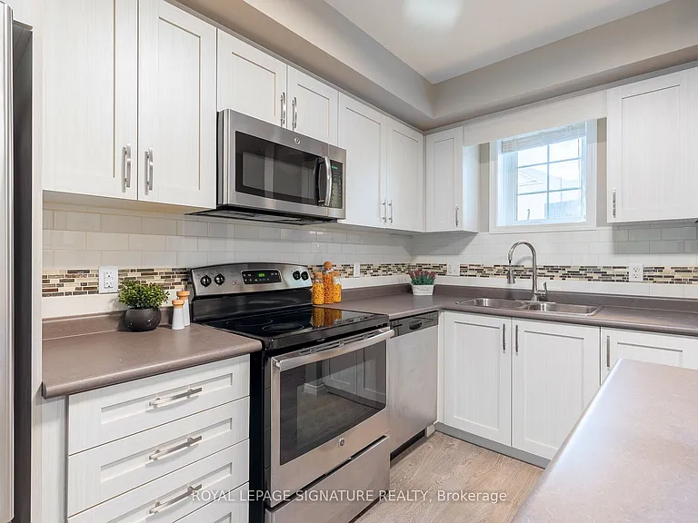 388 Old Huron Rd #23D — Photo 16