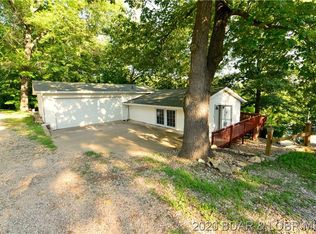 6745 Park Shores Est, Osage Beach, MO 65065