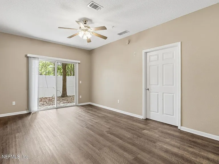 3680 Kirkpatrick Cir #4 — Photo 10