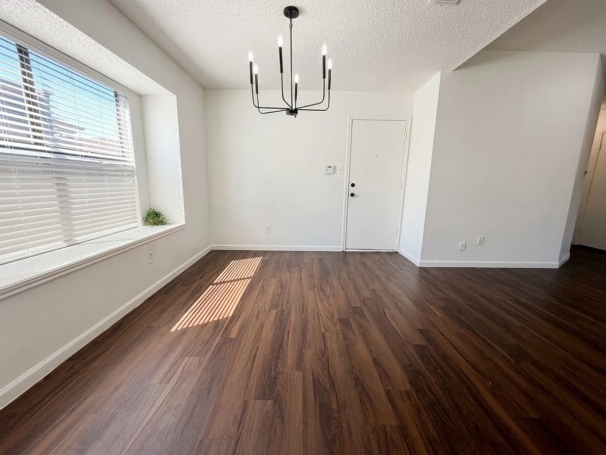 3 bed, 1475 sqft, $2,500 — Photo 4