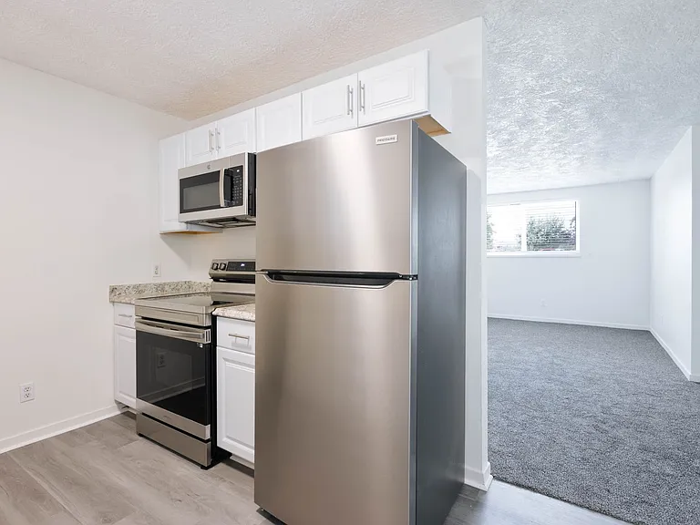 360 N Woodruff Ave #1-4 — Photo 6