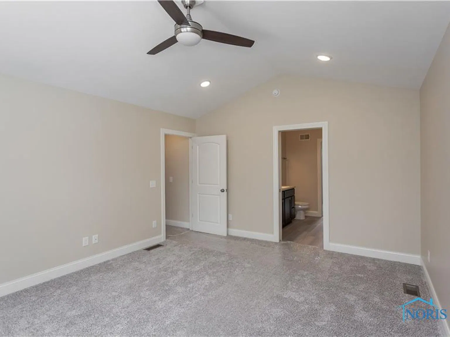 1124-1134 Hilltop Ln — Photo 3