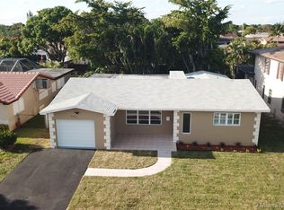 5401 McKinley St, Hollywood, FL 33021