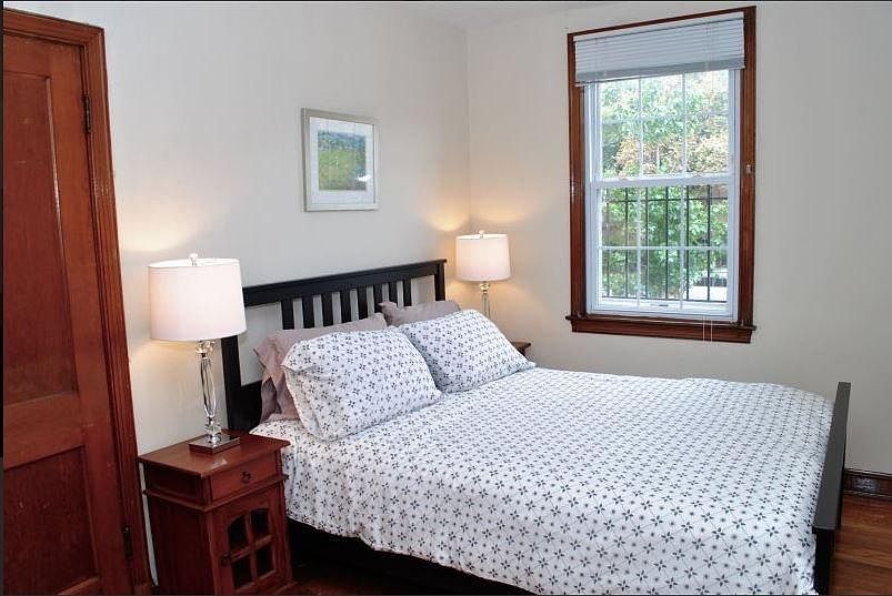 Queen bed in the master bedroom