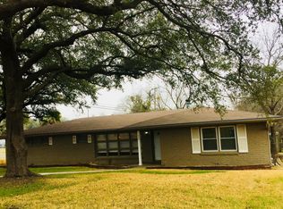 400 White Oak Dr, Woodway, TX 76712