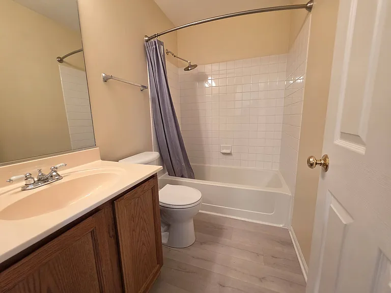 3045 Kentshire Cir — Photo 13