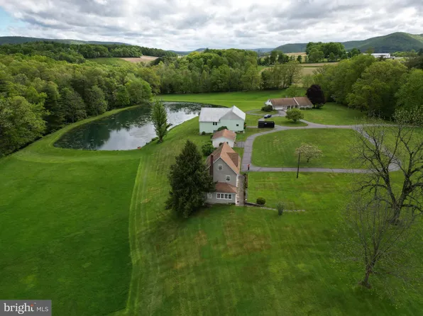 34 Ferndale Rd, Zion Grove, PA 17985
