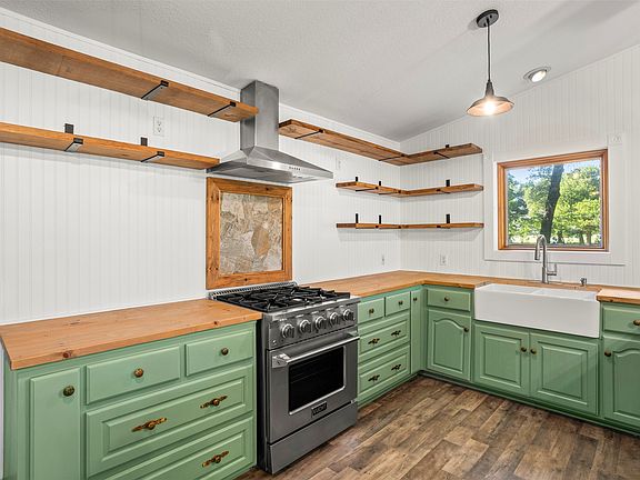 3rd image of 8412 County Road 4084