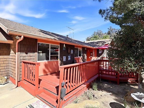 3rd image of 48150 Twin Pines Rd