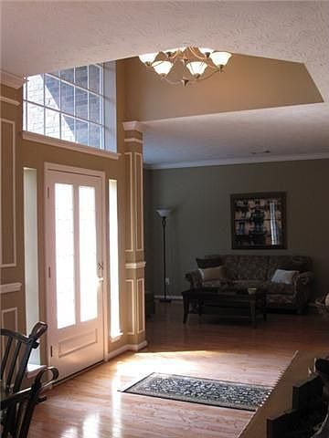 2nd image of 6322 Sevenleaf Ln