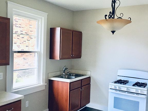 2nd image of 3753 Derbigny St #3753