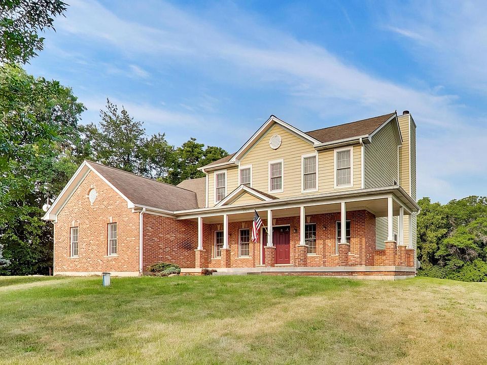 1st image of 7365 English Oak Ln