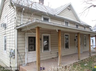 338 Wilkes St, Berkeley Springs, WV 25411