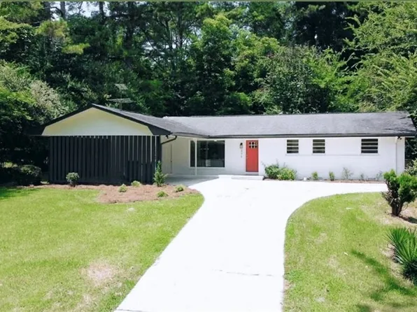 2079 Hilton Dr, Decatur, GA 30035