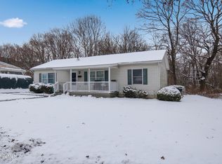 51 Notch Rd, North Adams, MA 01247