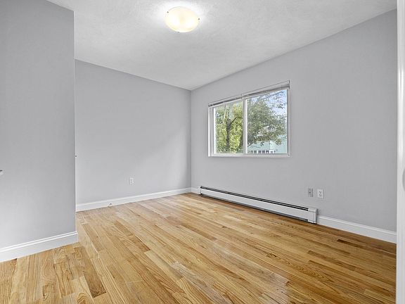 2nd image of 17 Tesla Ave #101