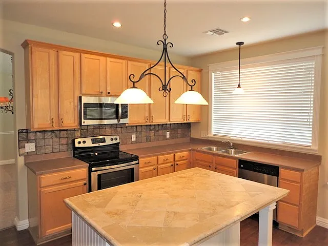 9715 E Inverness Ave — Photo 17