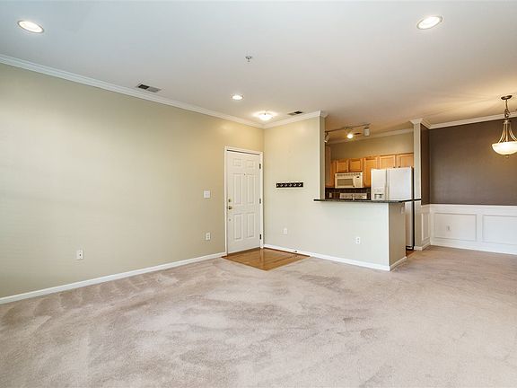 5th image of 800 Moratuck Dr APT 206