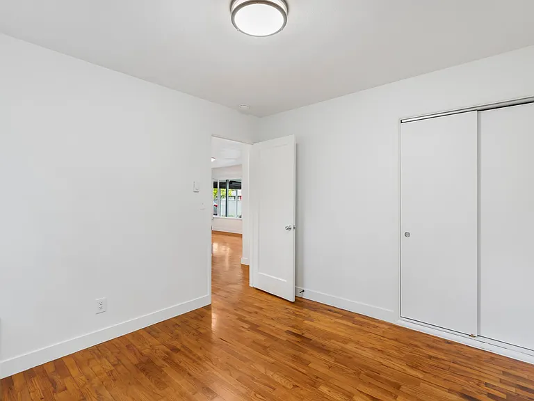 9006 Highland Ave SW — Photo 12