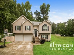 5772 Shoal Creek Dr, Douglasville, GA 30135
