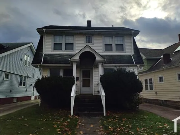 10216 Runnymede Ave, Garfield Heights, OH 44125