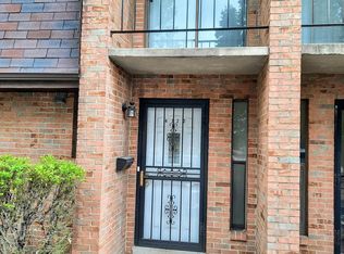 4322 Chateau Morse Dr, Columbus, OH 43231