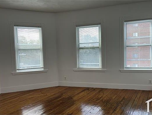 2nd image of 808 Mount Auburn St #3