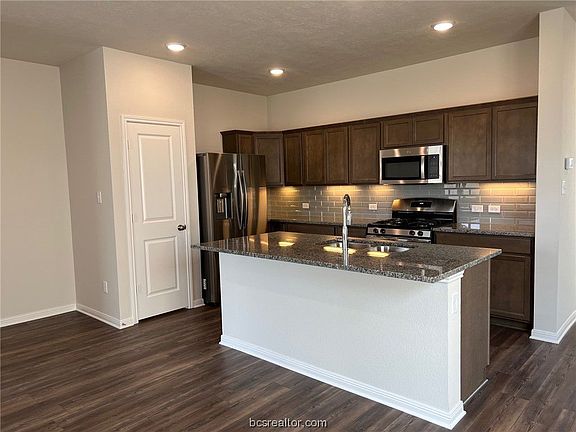 5th image of 15228 Still Water Meadow Ln