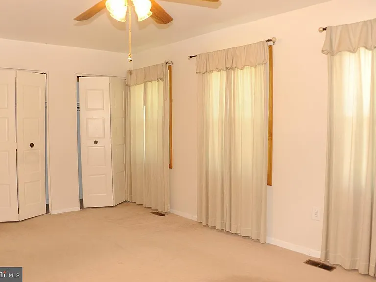 6612 Forbush Ct — Photo 12