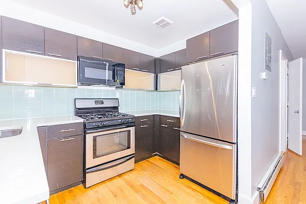 Rented by MySpaceNYC | media 3