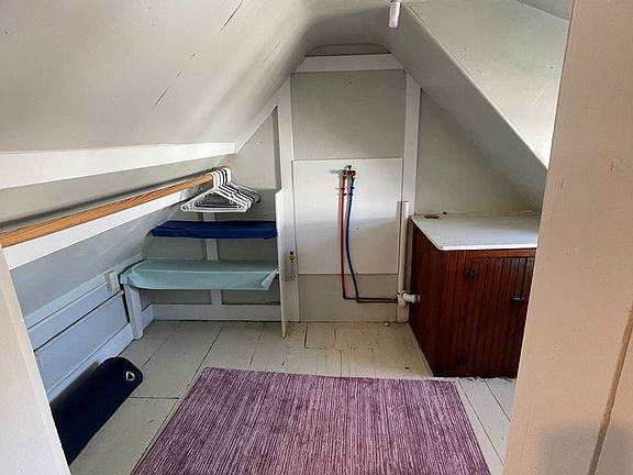 4th image of 11 Russell St APT 2