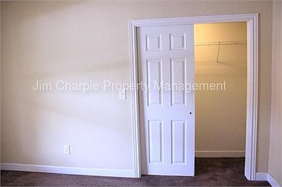 4th image of 117 N Evergreen Ave APT 202