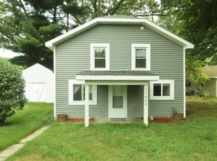 11422 Riverside Dr, White Pigeon, MI 49099