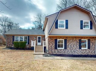 1151 Sherwood Rd, Paducah, KY 42001