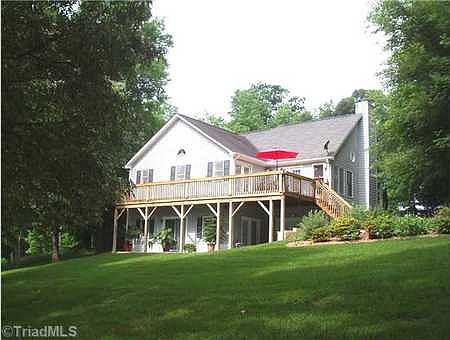 2nd image of 430 Fox Creek Ln