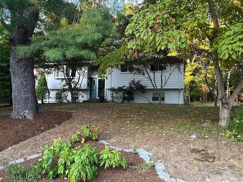 1st image of 48 Spring Ln