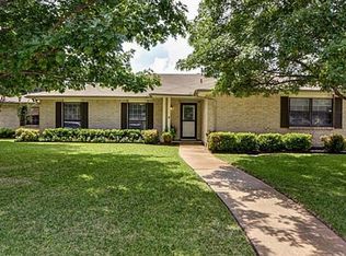 6630 Roundrock Rd, Dallas, TX 75248