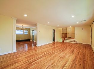 20 Shetland Ln #1, Palisades Park, NJ 07650