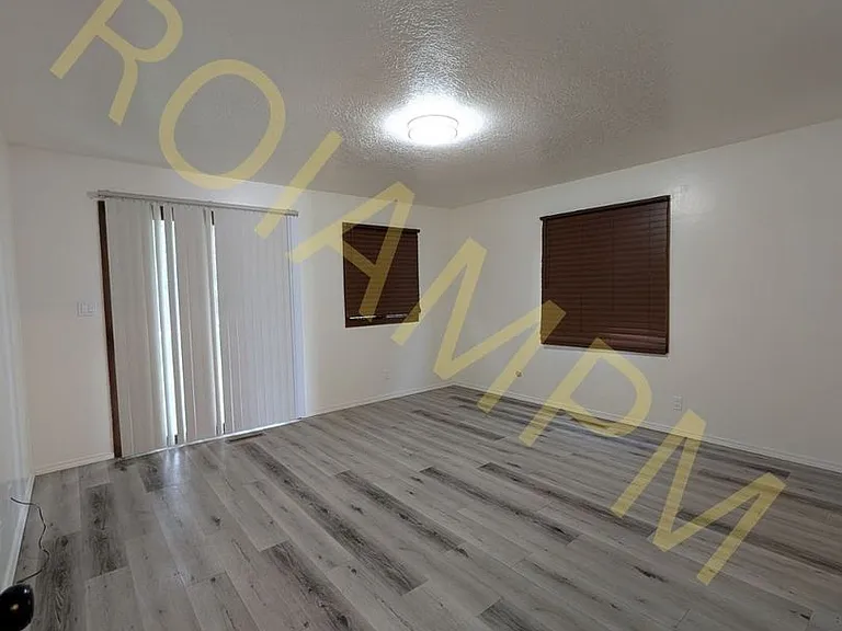 143 Robbins Ave — Photo 10