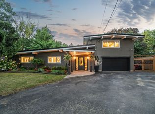 5433 Hilltop Dr, Ottawa, ON K4M1G6