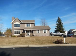 1091 Shagbark Ln, Union Grove, WI 53182