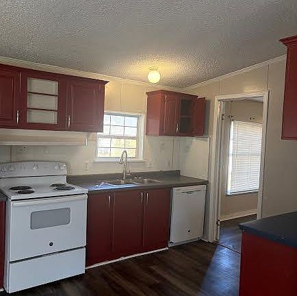 3rd image of 4800 Rucker Blvd #305