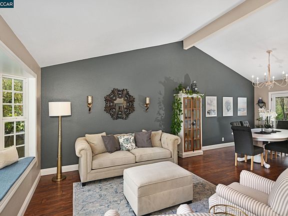 4th image of 2126 Spring Lake Ct