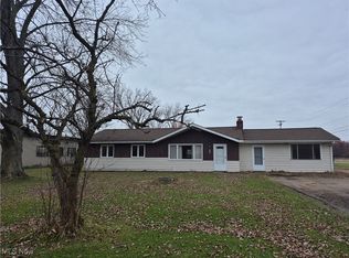 27604 Royalton Rd, Columbia Station, OH 44028