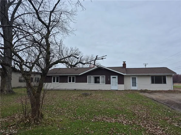 27604 Royalton Rd, Columbia Station, OH 44028